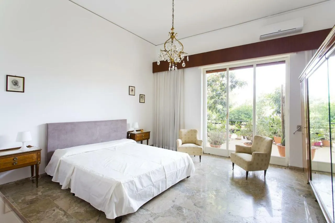 Symphony Villa Palermo Italien