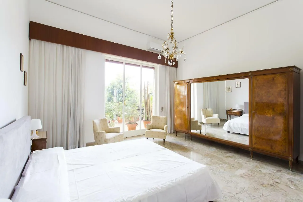 Symphony Villa Palermo Italien
